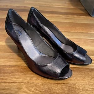 Lifestride Women's Metallic Peep-Toe Pumps - Silver